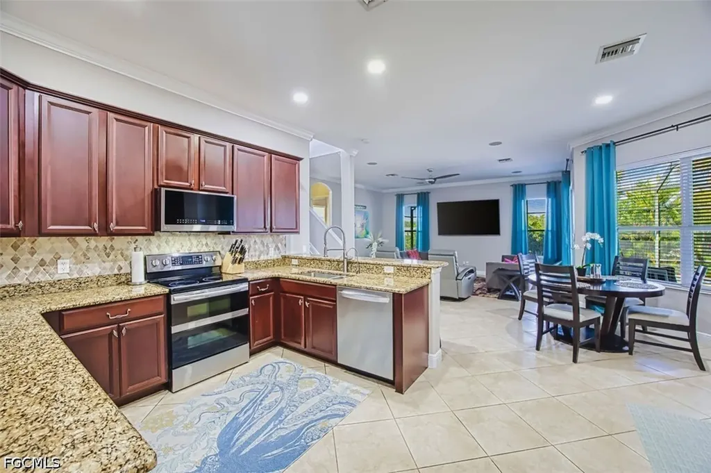 16018 Thorn Wood Drive Fort Myers FL 33908