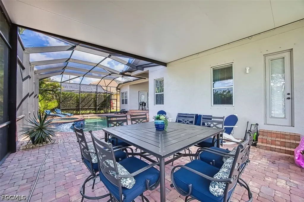 16018 Thorn Wood Drive Fort Myers FL 33908