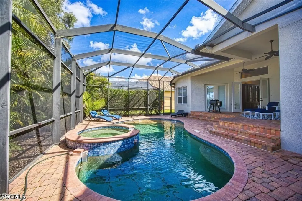 16018 Thorn Wood Drive Fort Myers FL 33908