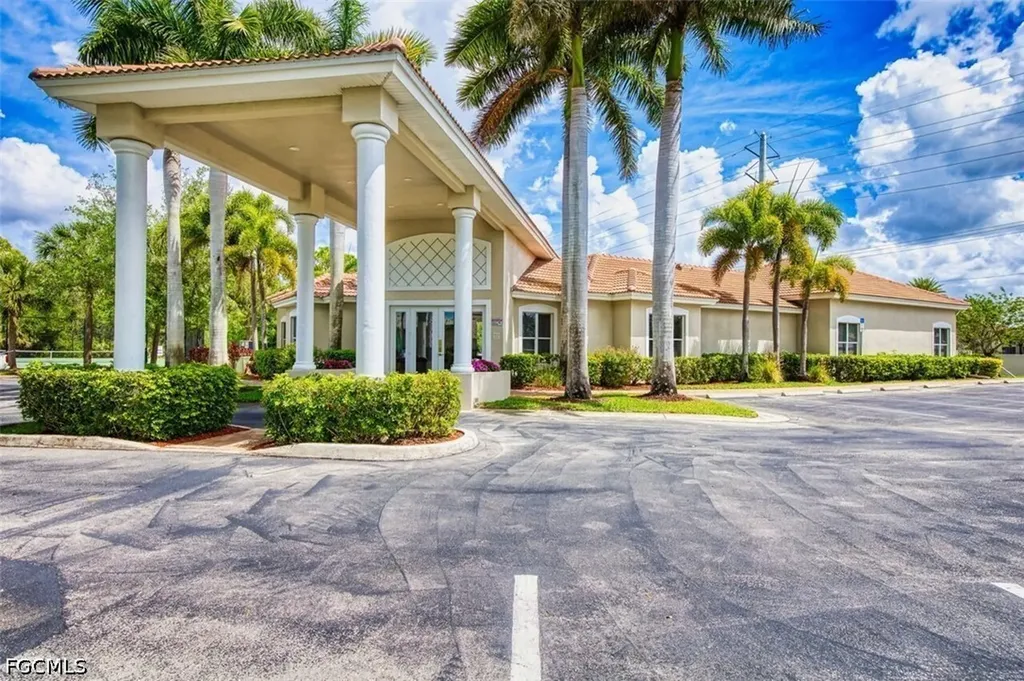 16018 Thorn Wood Drive Fort Myers FL 33908