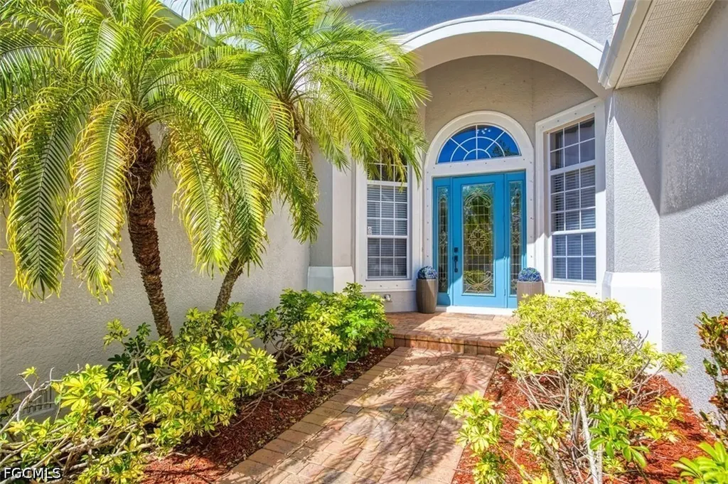 16018 Thorn Wood Drive Fort Myers FL 33908