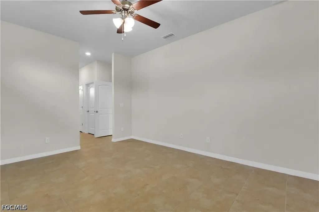 4128 NE 21st Avenue Cape Coral FL 33909