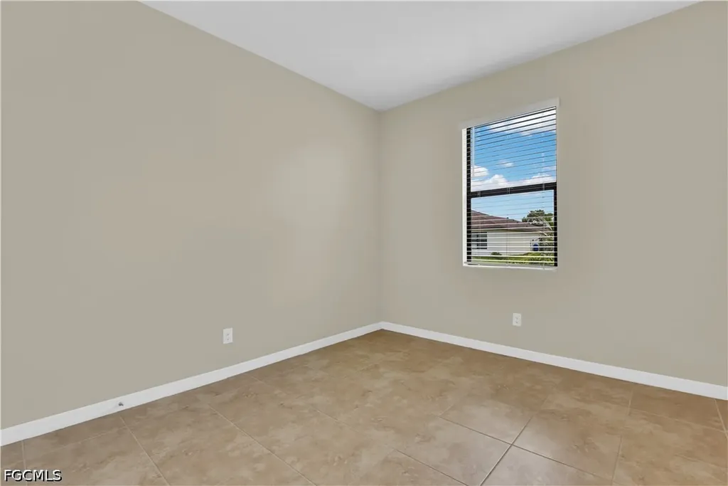 4128 NE 21st Avenue Cape Coral FL 33909