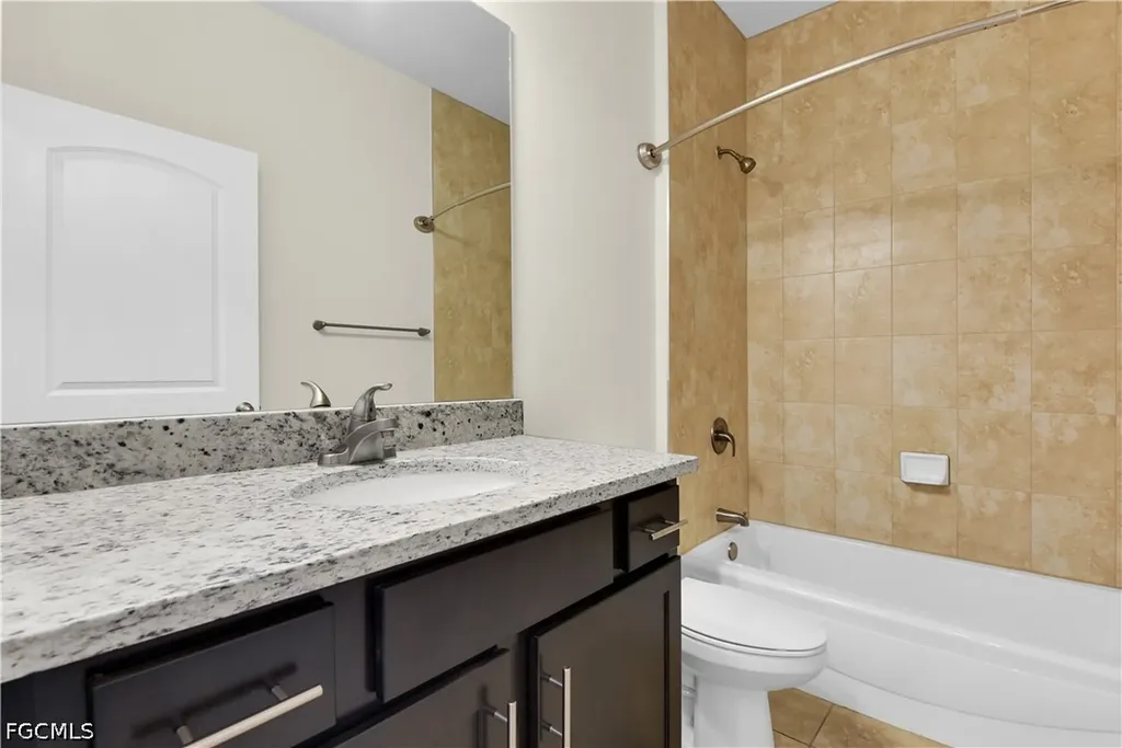 4128 NE 21st Avenue Cape Coral FL 33909