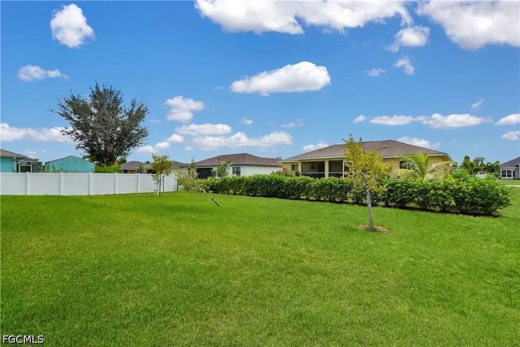 4128 NE 21st Avenue Cape Coral FL 33909