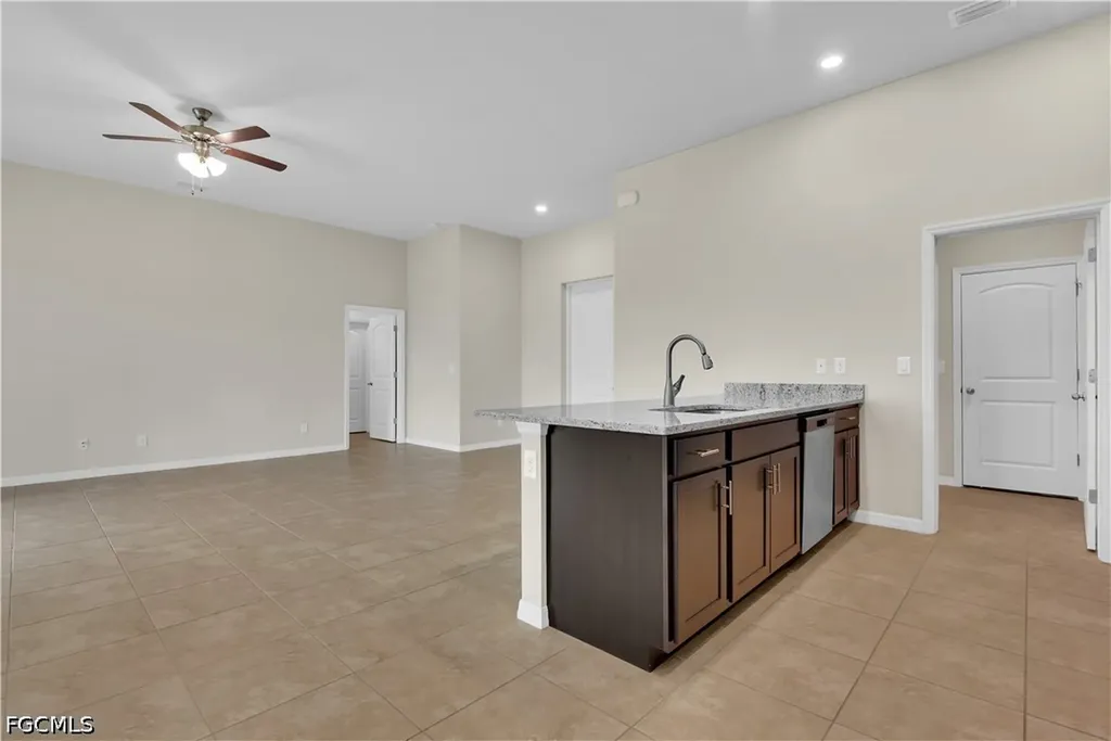 4128 NE 21st Avenue Cape Coral FL 33909