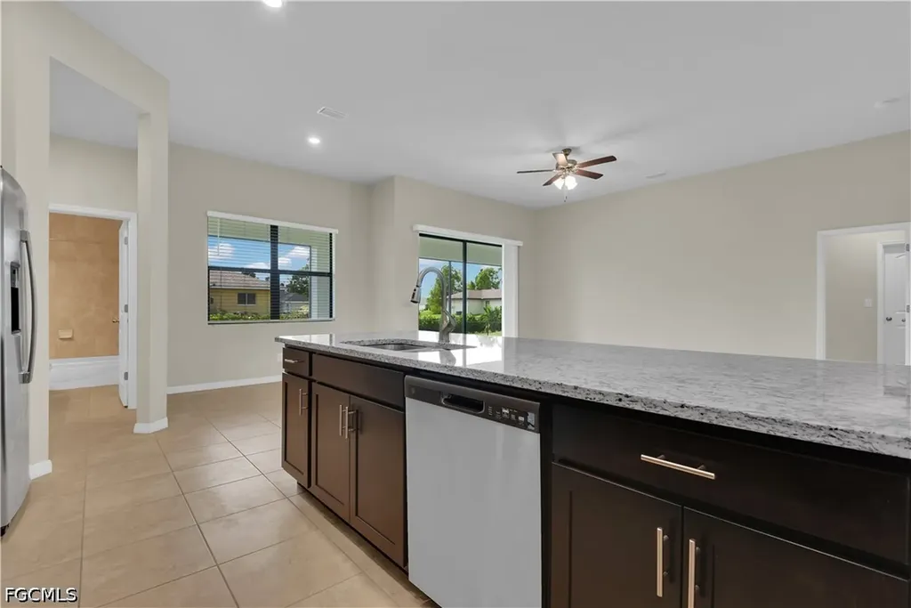 4128 NE 21st Avenue Cape Coral FL 33909