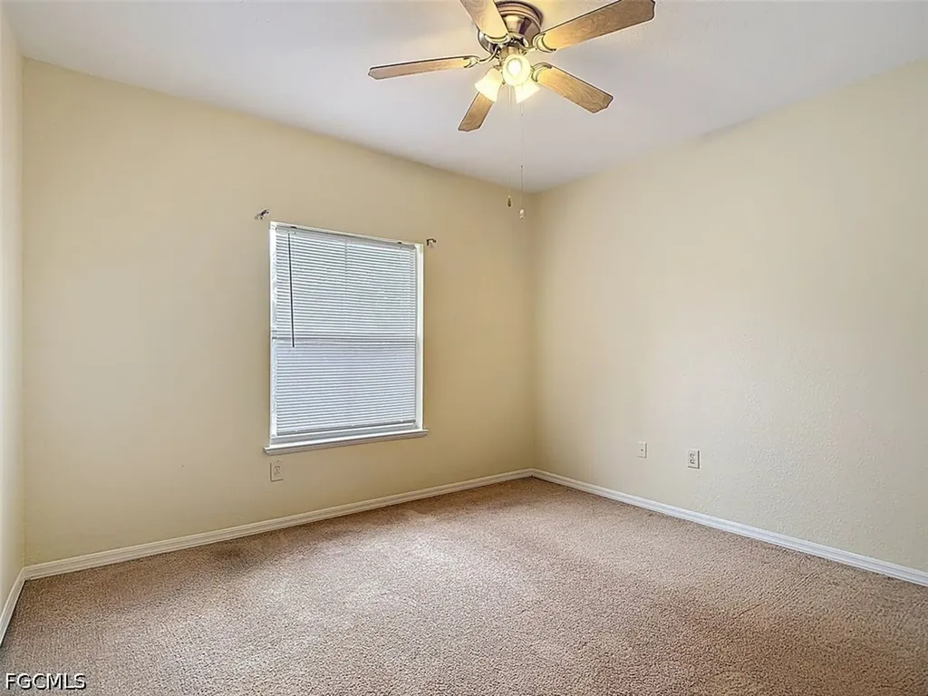 11571 Villa Grand Fort Myers FL 33913
