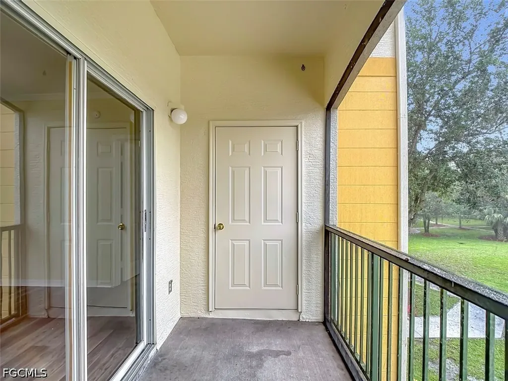 11571 Villa Grand Fort Myers FL 33913