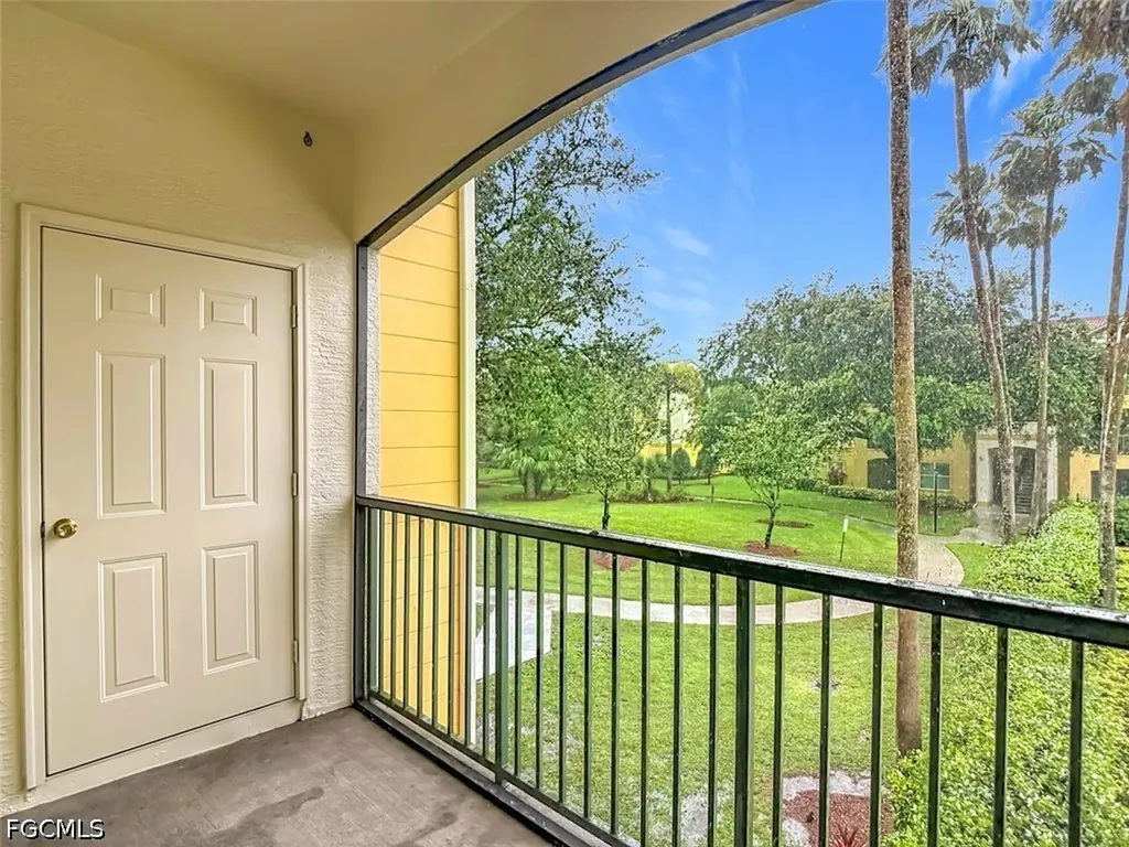 11571 Villa Grand Fort Myers FL 33913