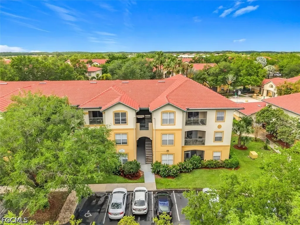 11571 Villa Grand Fort Myers FL 33913
