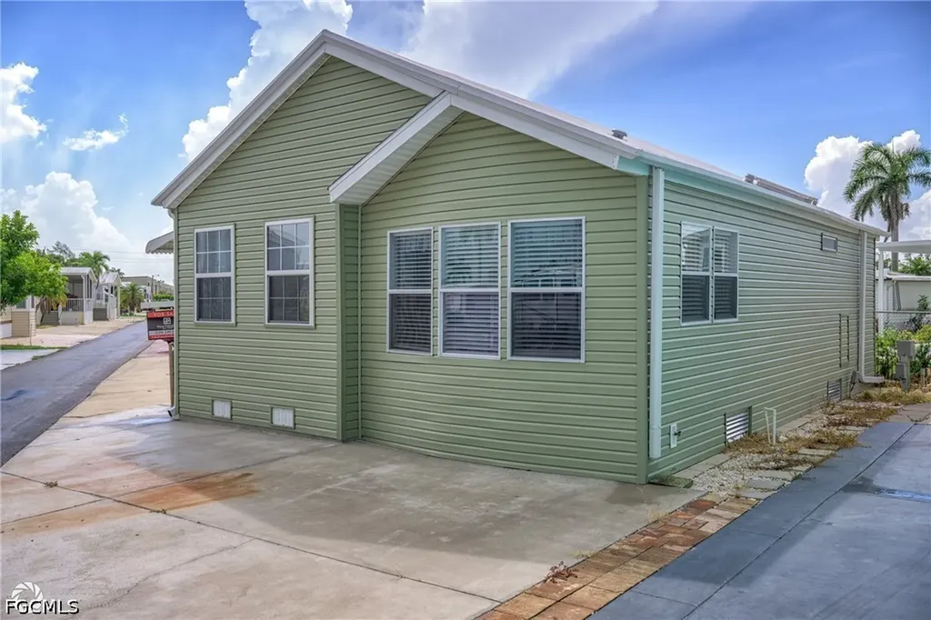 11089 Sunglow Lane Fort Myers FL 33908
