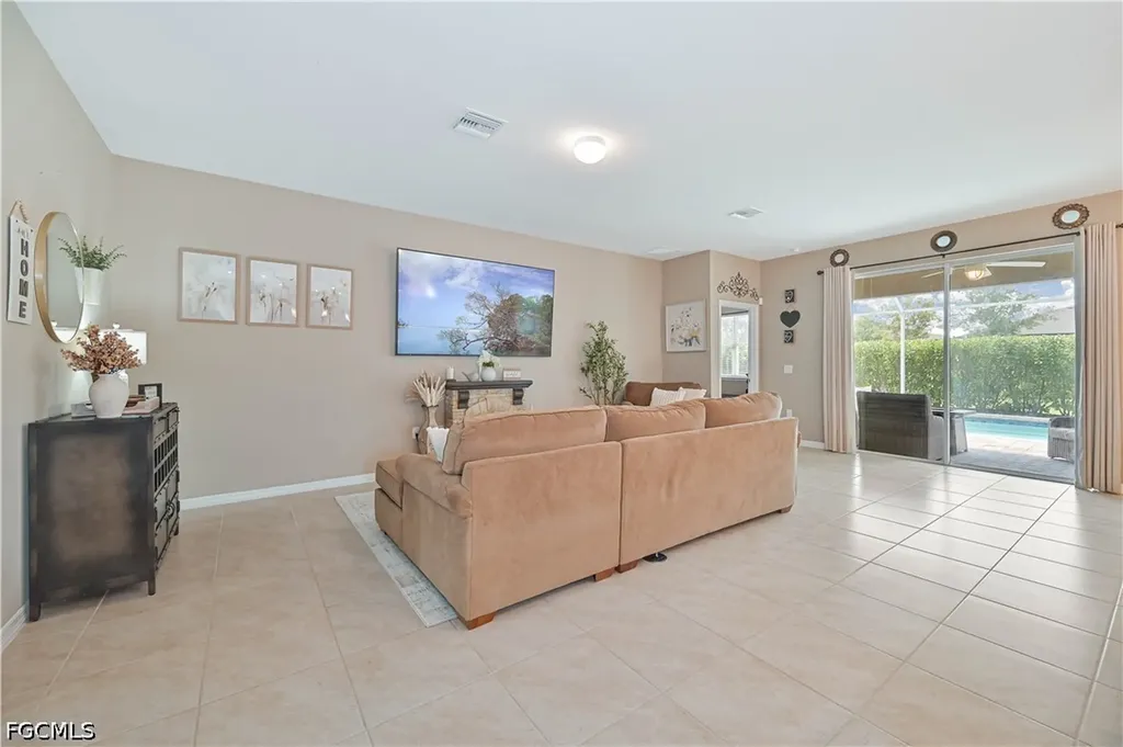 3273 Apple Blossom Drive Alva FL 33920