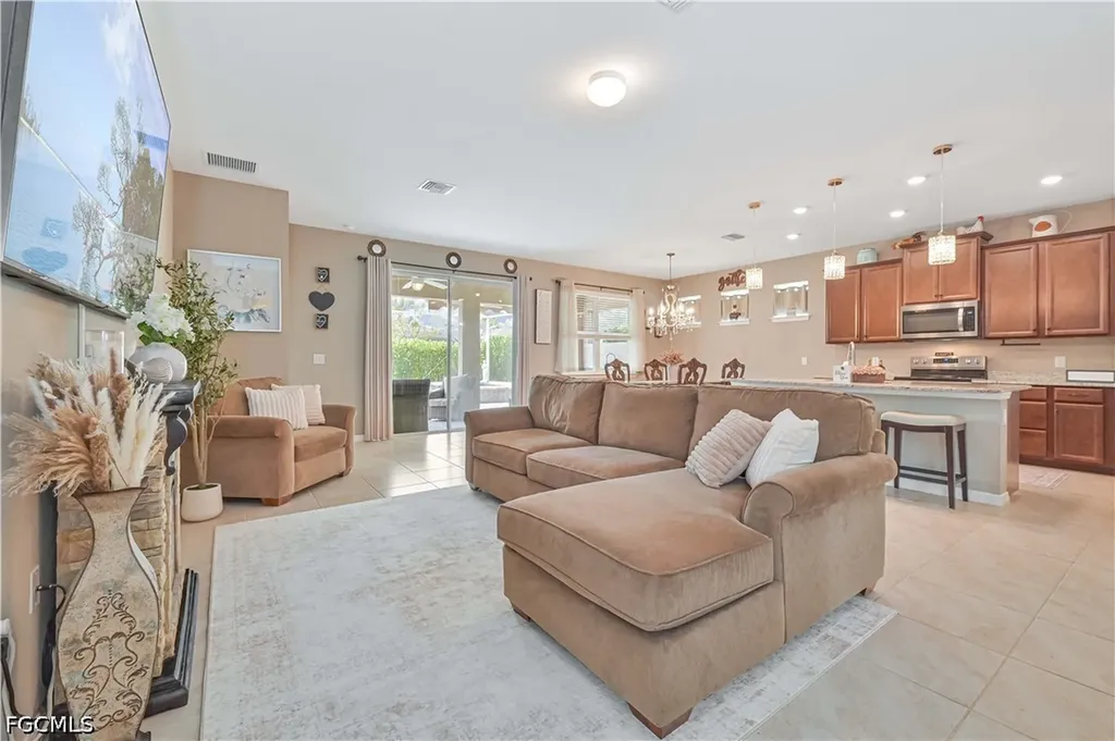 3273 Apple Blossom Drive Alva FL 33920