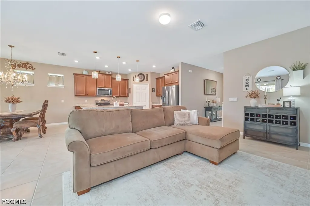 3273 Apple Blossom Drive Alva FL 33920