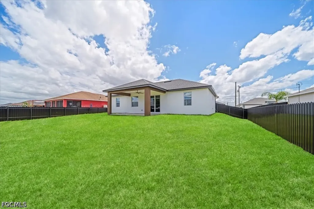 2914 23rd Street SW Lehigh Acres FL 33976