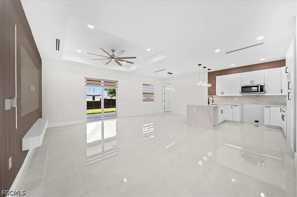 2914 23rd Street SW Lehigh Acres FL 33976