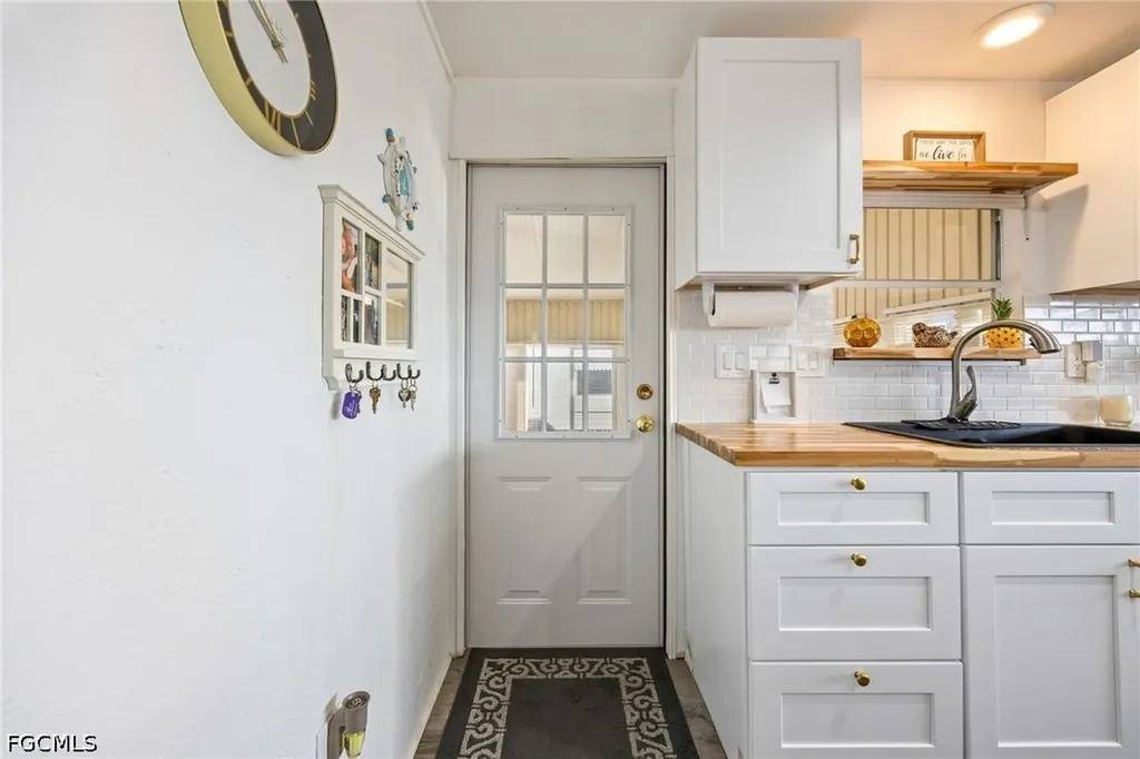 532 Palmer Boulevard North Fort Myers FL 33903