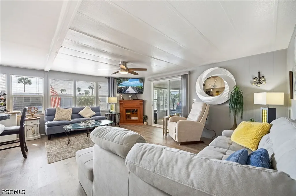 532 Palmer Boulevard North Fort Myers FL 33903