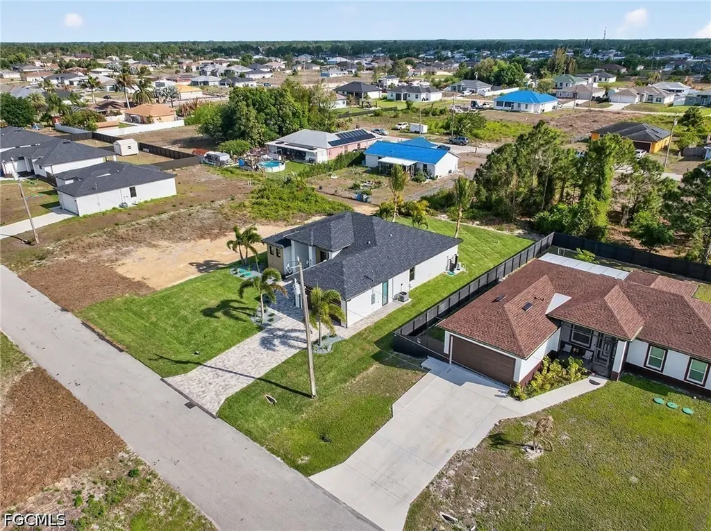 4213 25th Street SW Lehigh Acres FL 33976