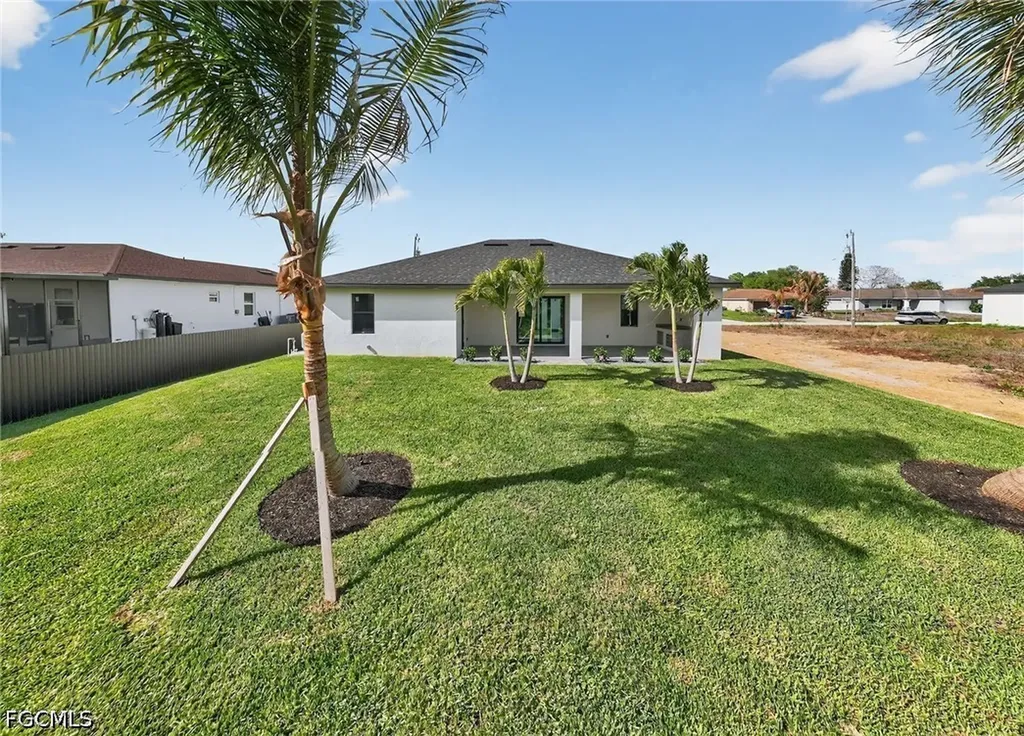 4213 25th Street SW Lehigh Acres FL 33976