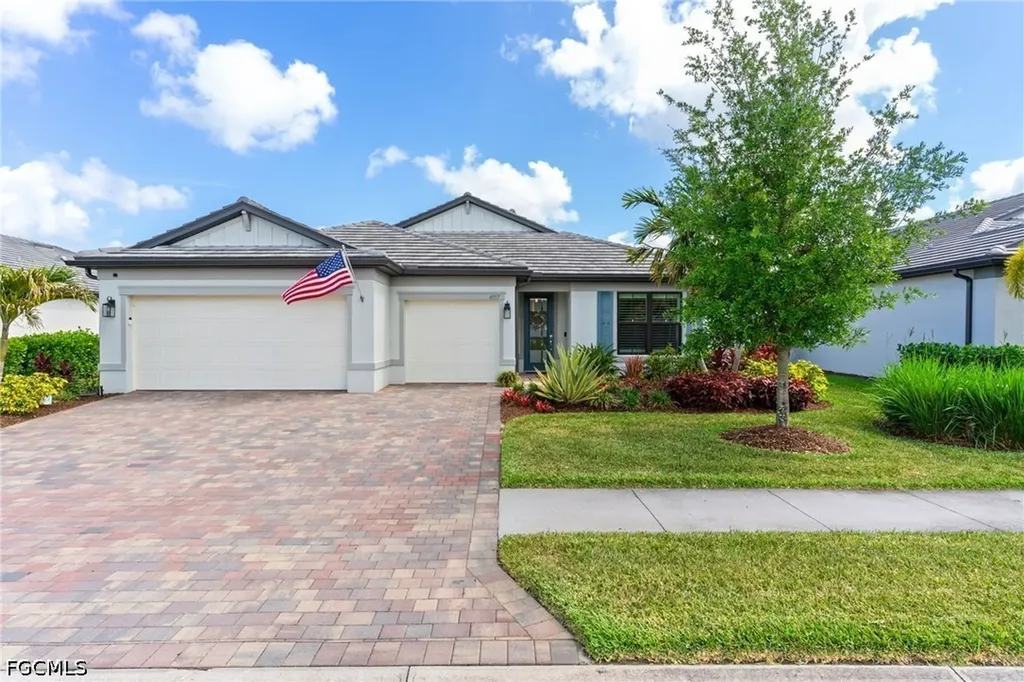 4057 E Hampton Circle Alva FL 33920