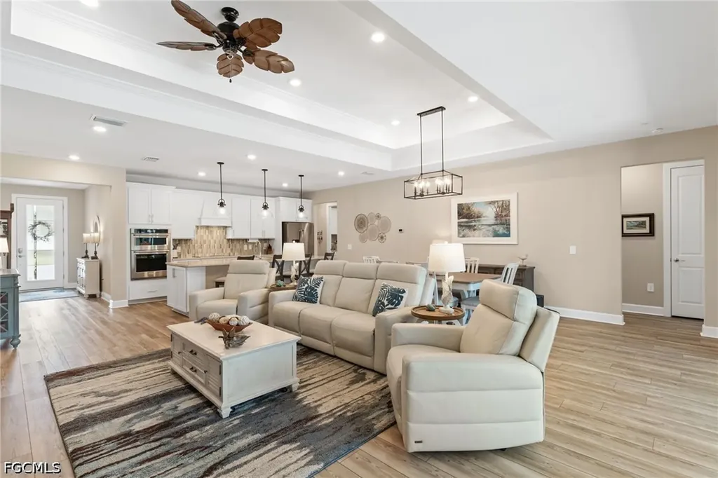 4057 E Hampton Circle Alva FL 33920