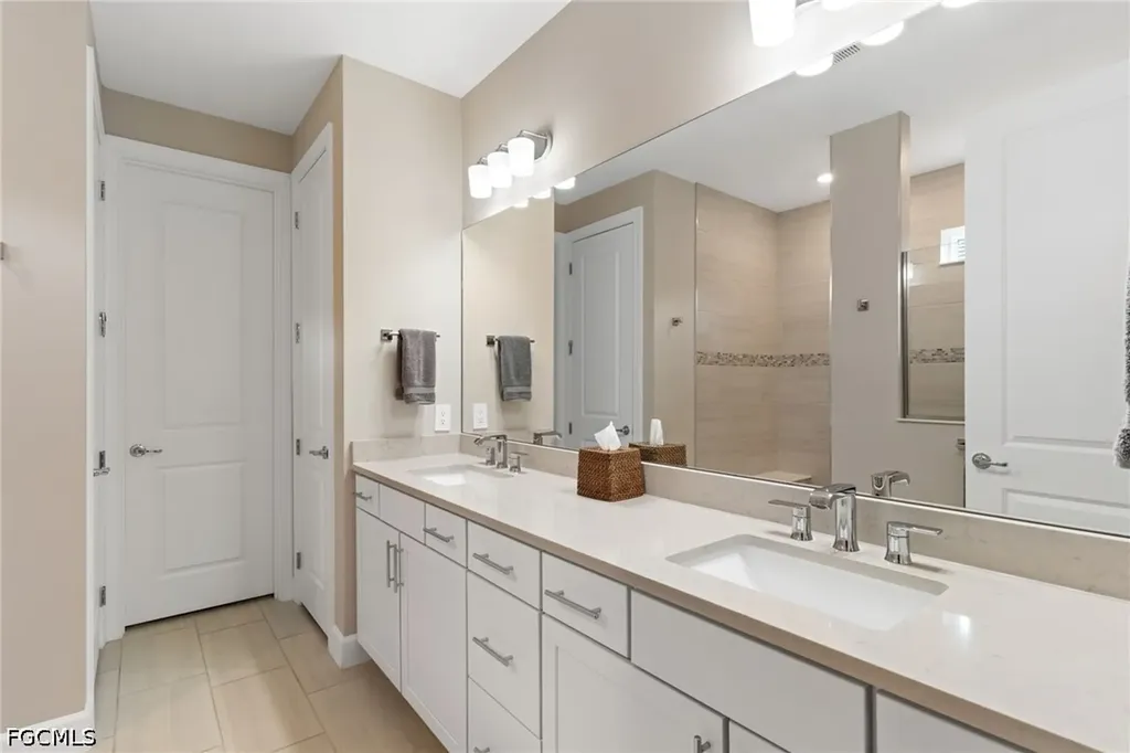 4057 E Hampton Circle Alva FL 33920