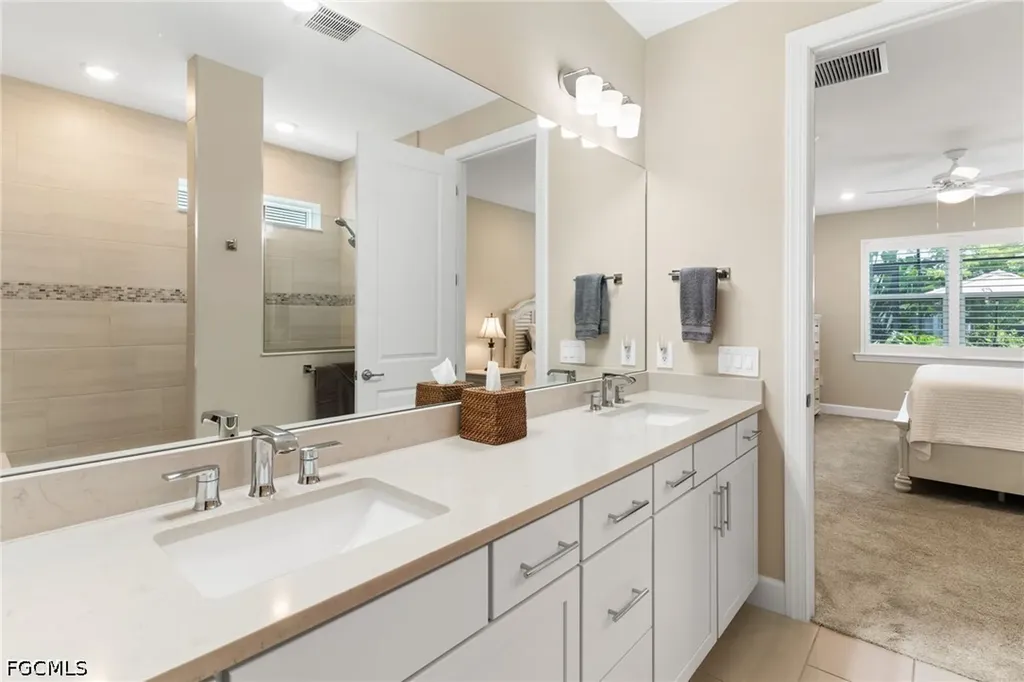 4057 E Hampton Circle Alva FL 33920