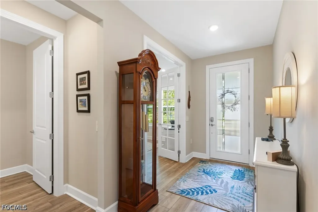 4057 E Hampton Circle Alva FL 33920