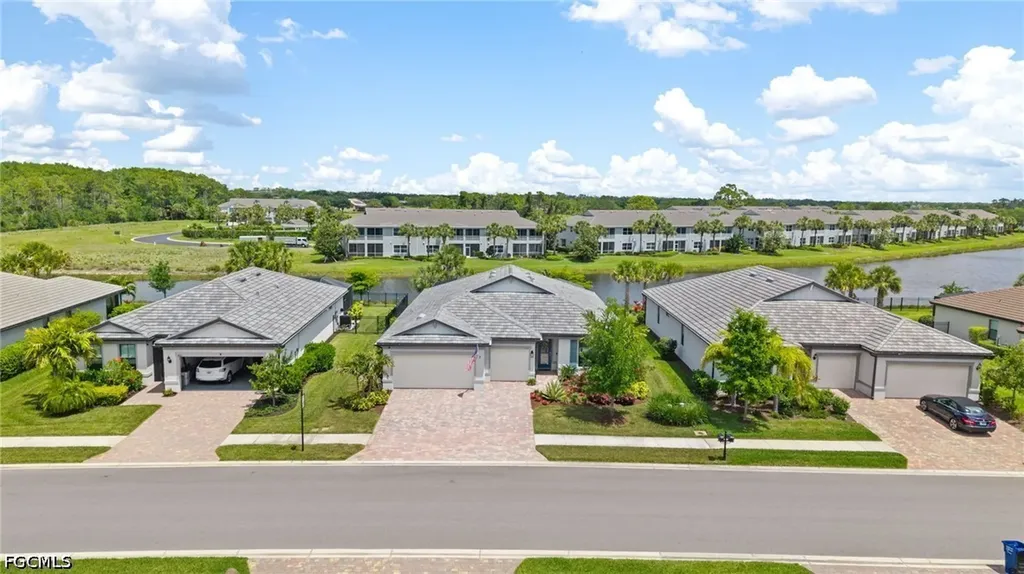 4057 E Hampton Circle Alva FL 33920