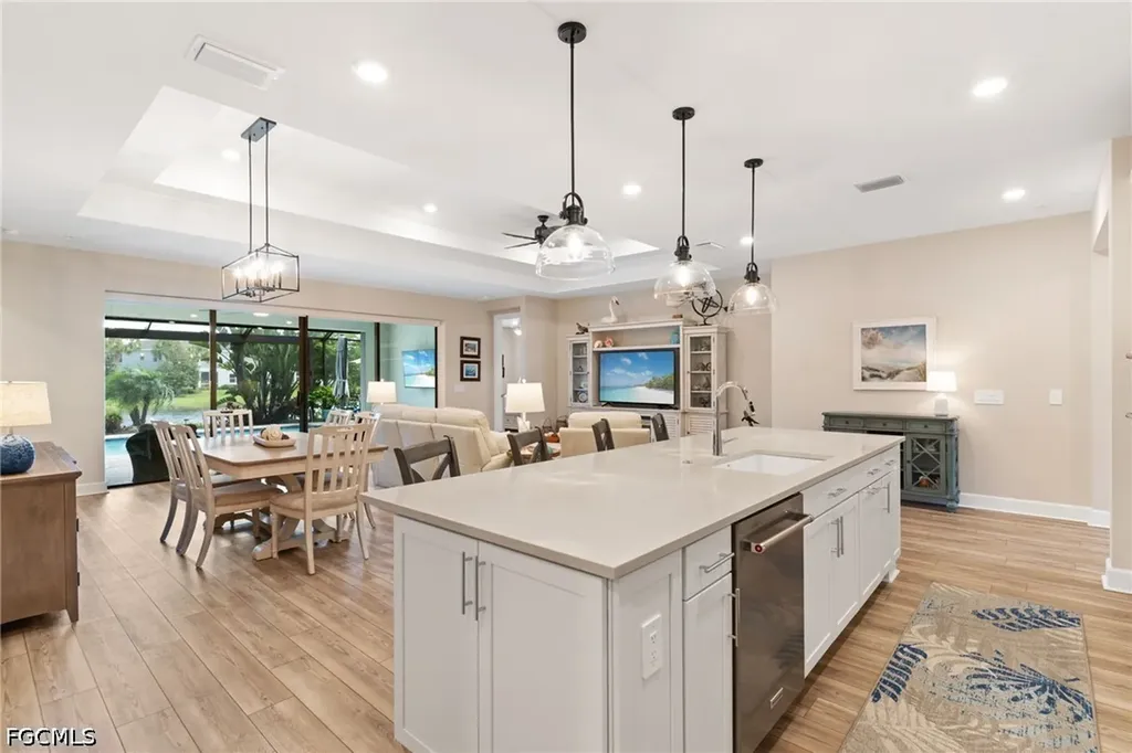 4057 E Hampton Circle Alva FL 33920