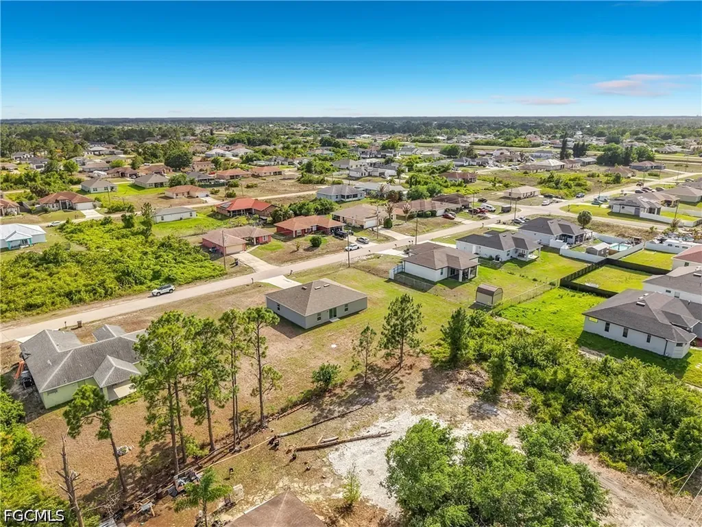2908 24th Street SW Lehigh Acres FL 33976
