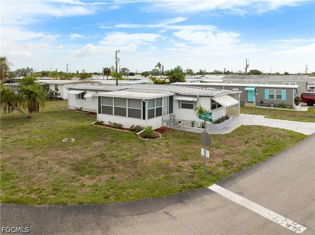 3101 Venus Lane North Fort Myers FL 33903