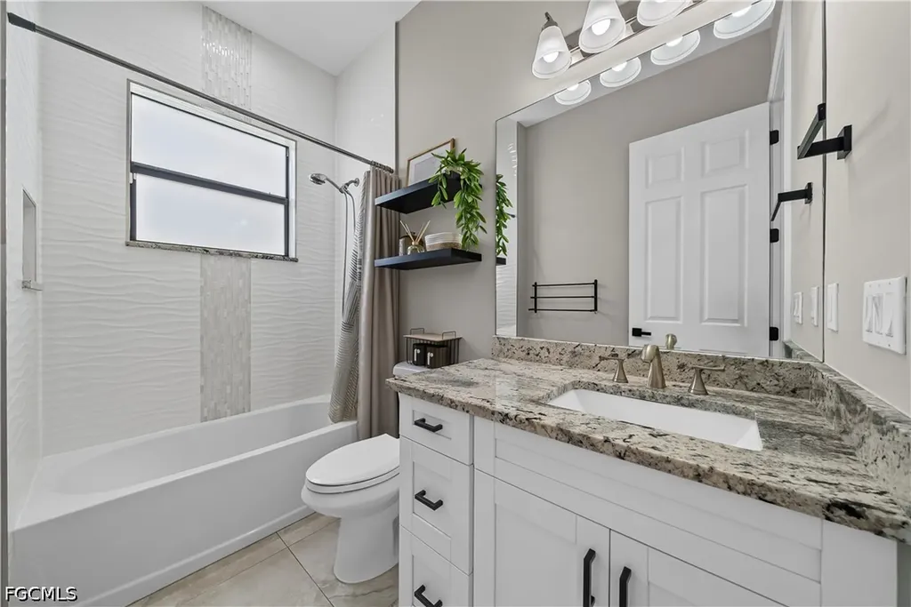 4498 8th Street NE Naples FL 34120