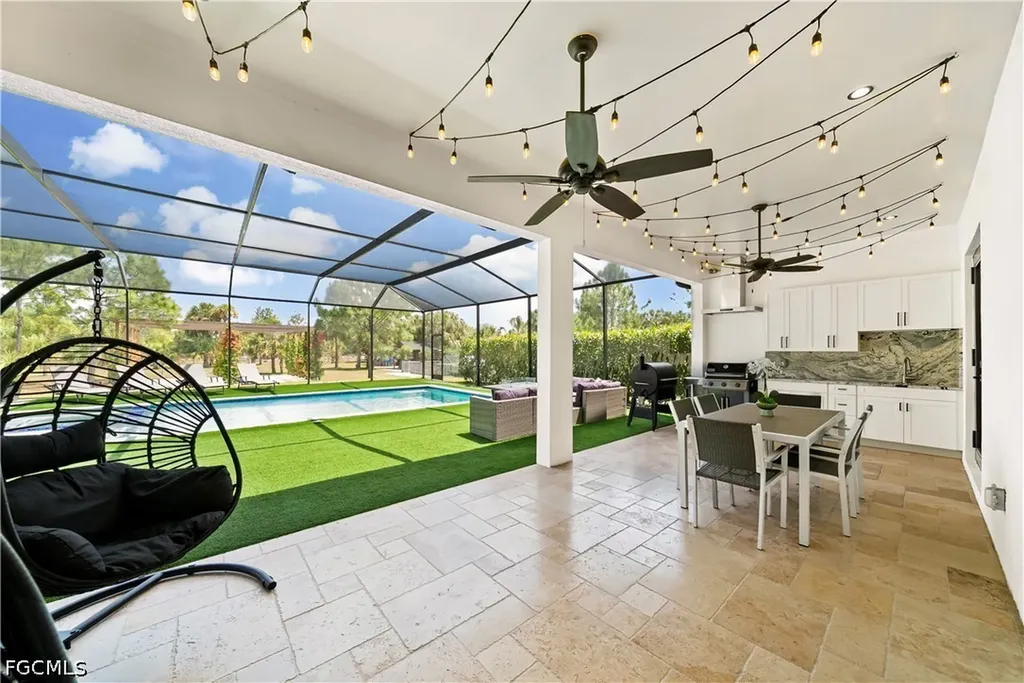4498 8th Street NE Naples FL 34120