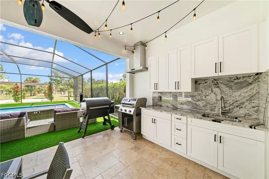 4498 8th Street NE Naples FL 34120