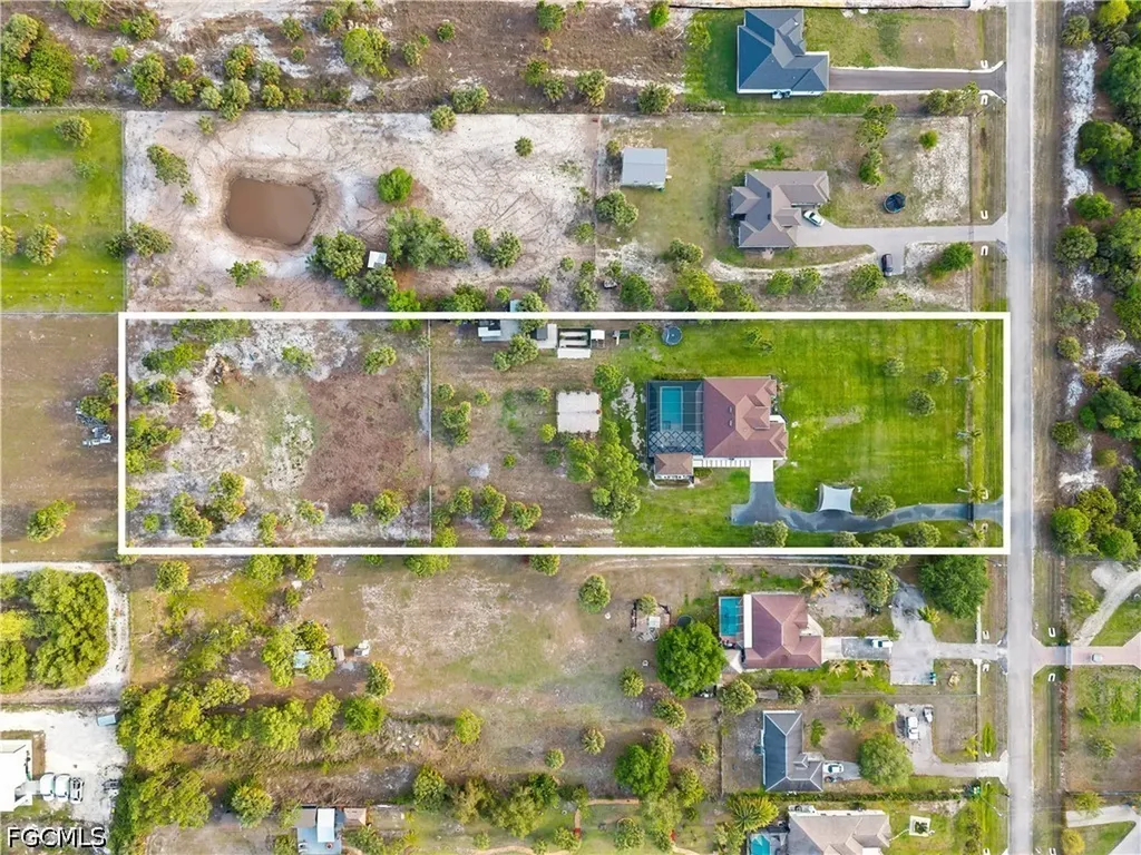 4498 8th Street NE Naples FL 34120