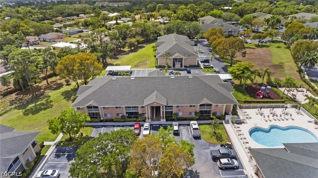 Bonita Springs FL, 27079 Matheson Avenue, Unit 207