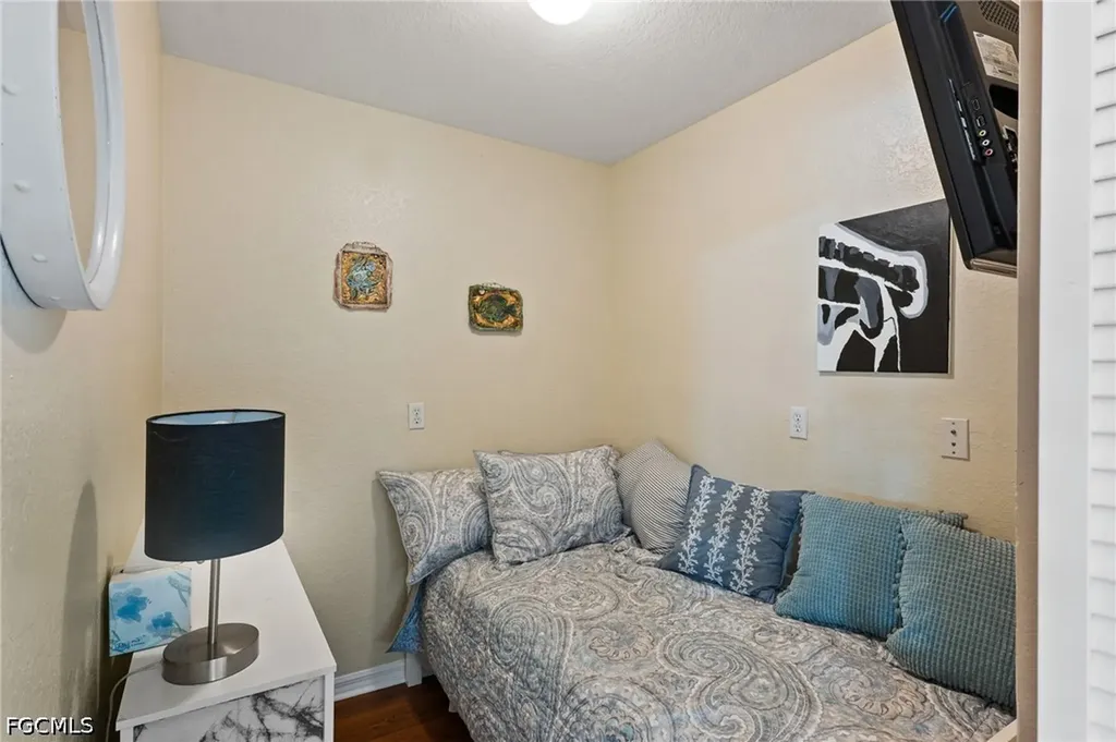 27079 Matheson Avenue Bonita Springs FL 34135