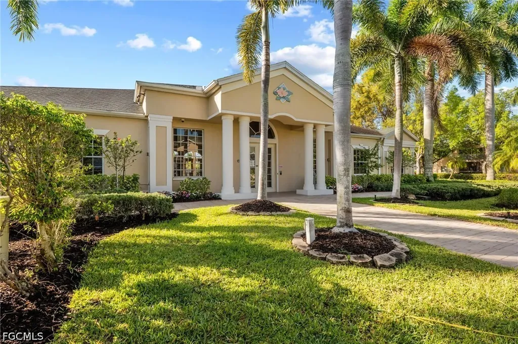 27079 Matheson Avenue Bonita Springs FL 34135