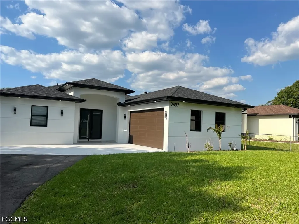 2657 2nd Avenue SE Naples FL 34117