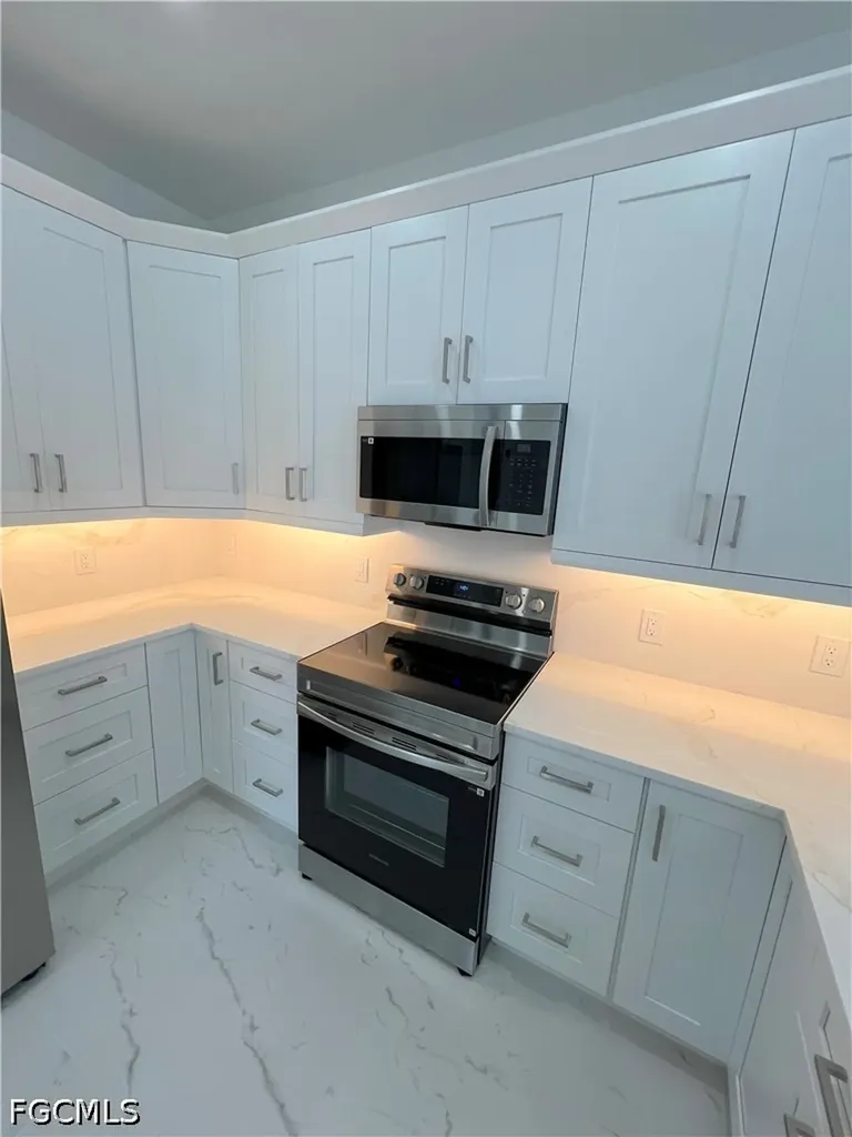 2657 2nd Avenue SE Naples FL 34117