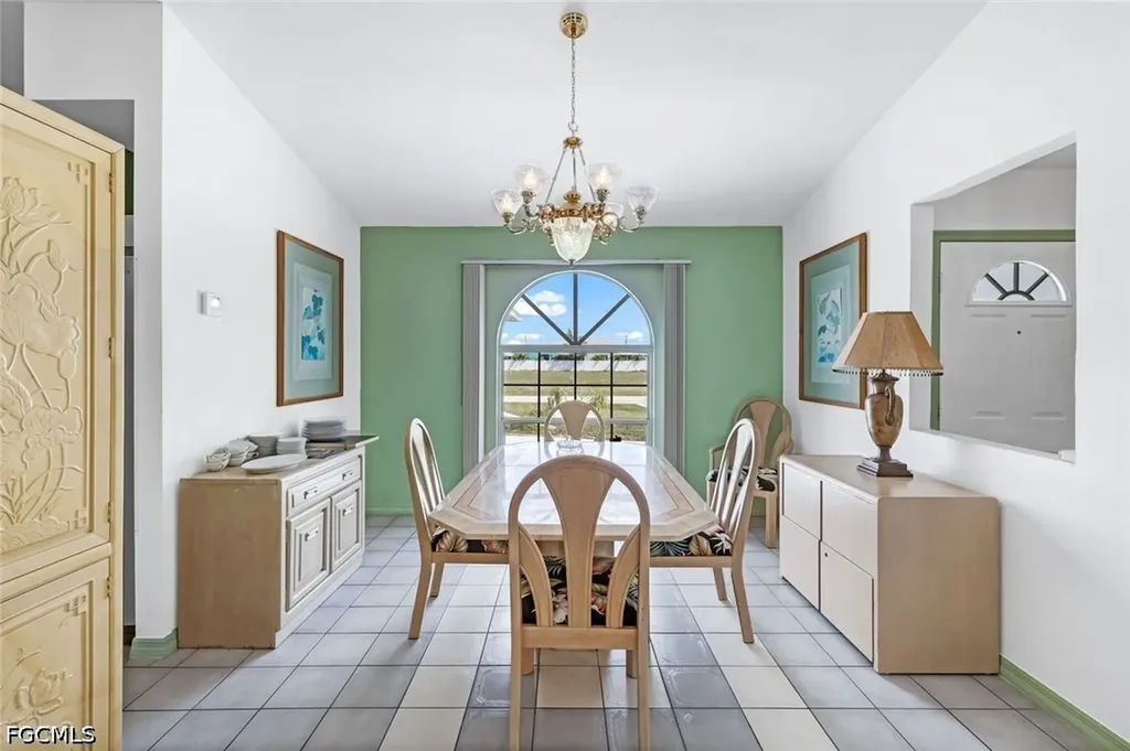 1208 SW 34th Street Cape Coral FL 33914