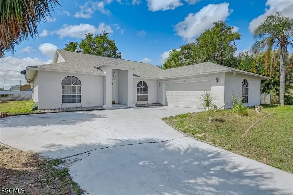 1208 SW 34th Street Cape Coral FL 33914