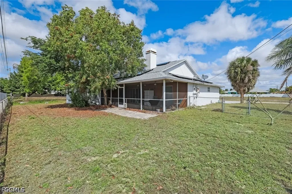 1208 SW 34th Street Cape Coral FL 33914