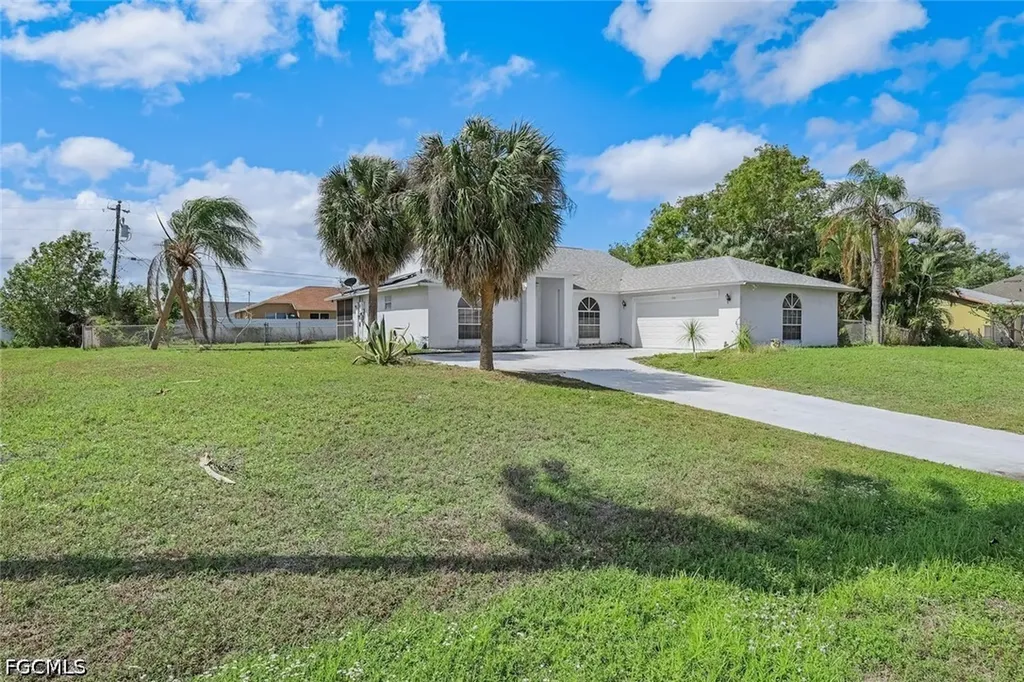 1208 SW 34th Street Cape Coral FL 33914