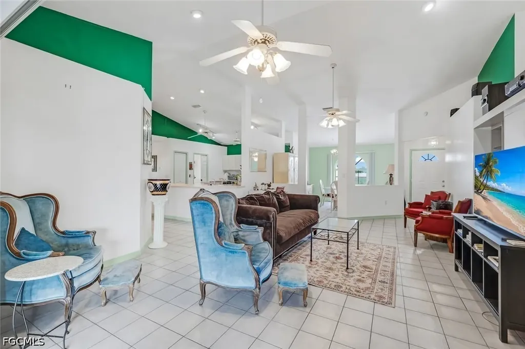 1208 SW 34th Street Cape Coral FL 33914