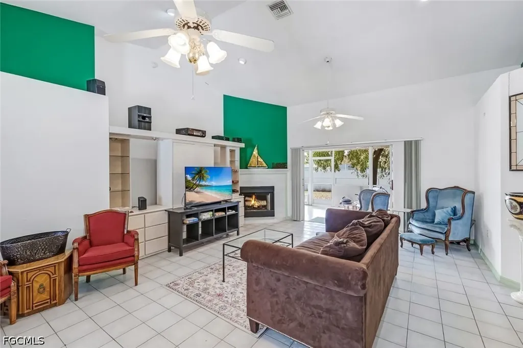 1208 SW 34th Street Cape Coral FL 33914