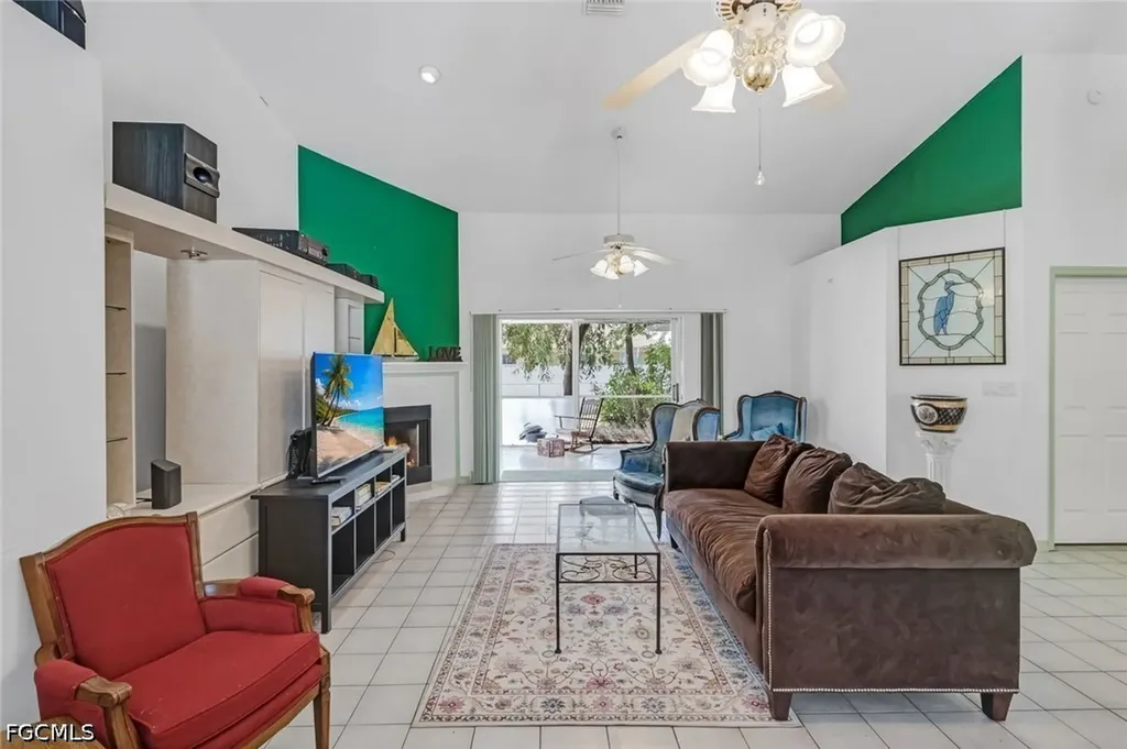 1208 SW 34th Street Cape Coral FL 33914